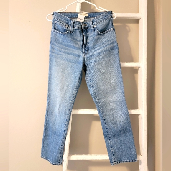 Madewell Mid-Rise Perfect Vintage Straight Jean in Enmore Wash - Picture 2 of 7